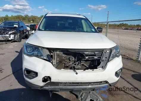 2017 Nissan Pathfinder Platinum из США, поврежденный, VIN 5N1DR2MN7HC908878